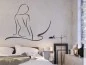 Preview: Wandtattoo mit stilvoller Frau als Silhouette im Schlafzimmer