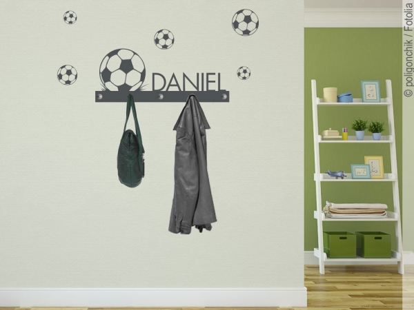 Preview: Wandtattoo Garderobe Fußball Preview: Selbstklebende Garderobe fürs Kinderzimmer