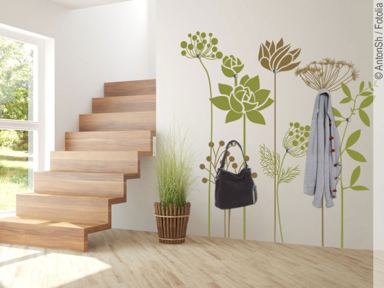 Preview: Zweifarbiger Gardarobenaufkleber mit Blumenwiese