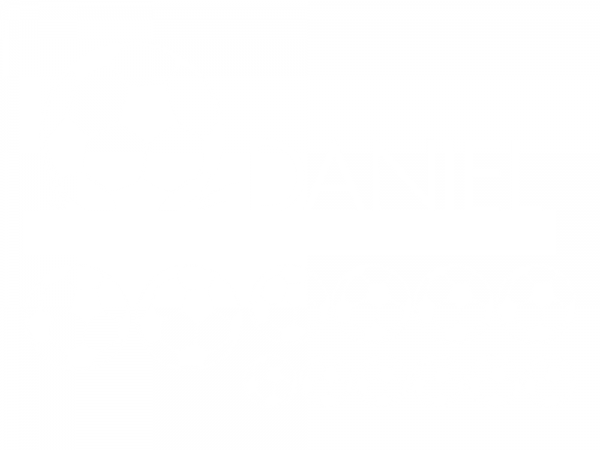 Preview: Wandtattoo Garderobe Fußball Preview: Garderobensticker mit Fußbällen für Jungs