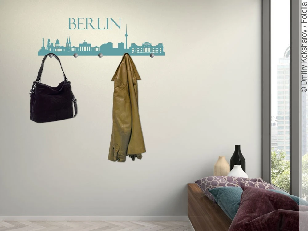 Berliner Skyline als Wandtattoo Garderobe für den Eingangsbereich
